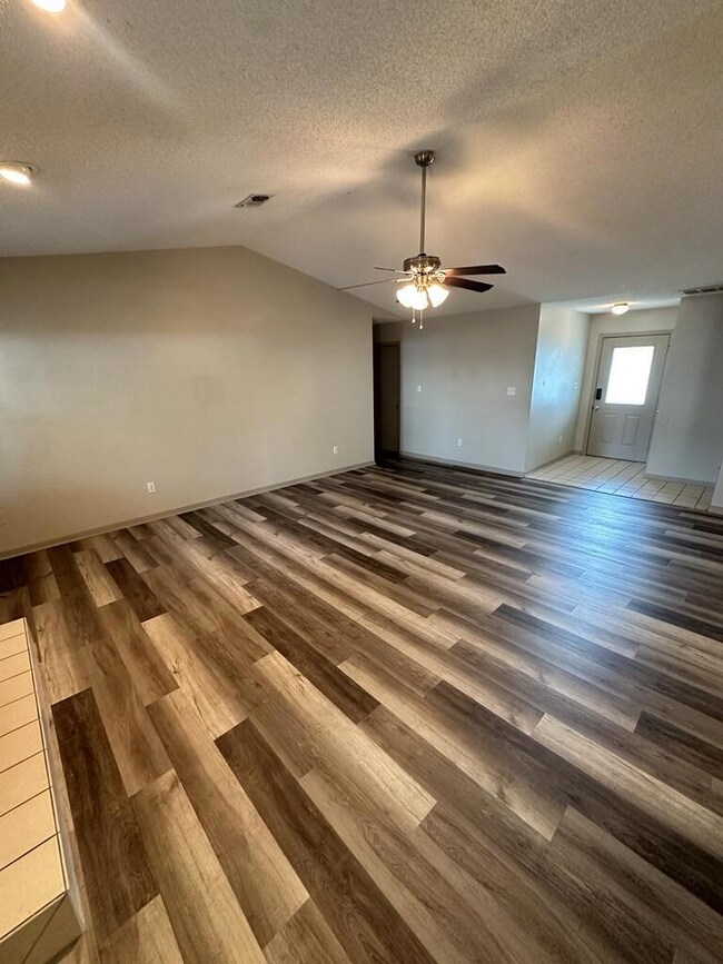 2567 Weeping Willow Lane