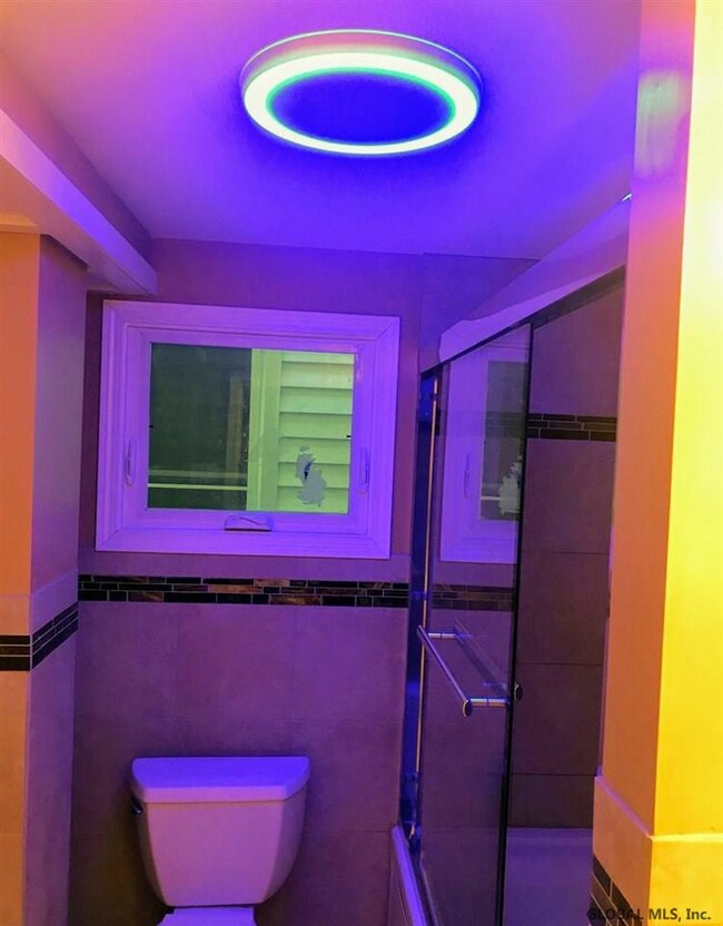 2526 Augustine Ave unit First Floor, Schenectady, NY 12306 - photo 4