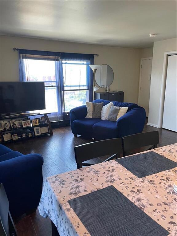 1337 W Livingston St unit 3, Allentown, PA 18102 - photo 2