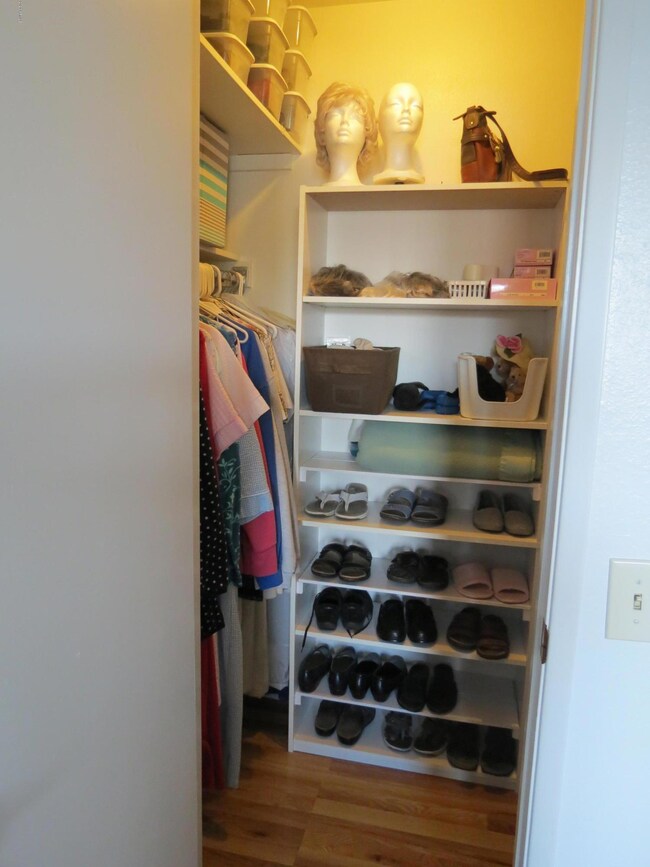 Walk-in Closet