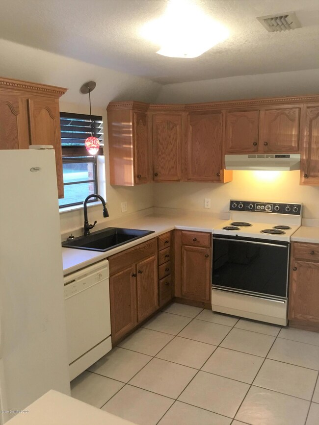 6605 DALLAS KITCHEN