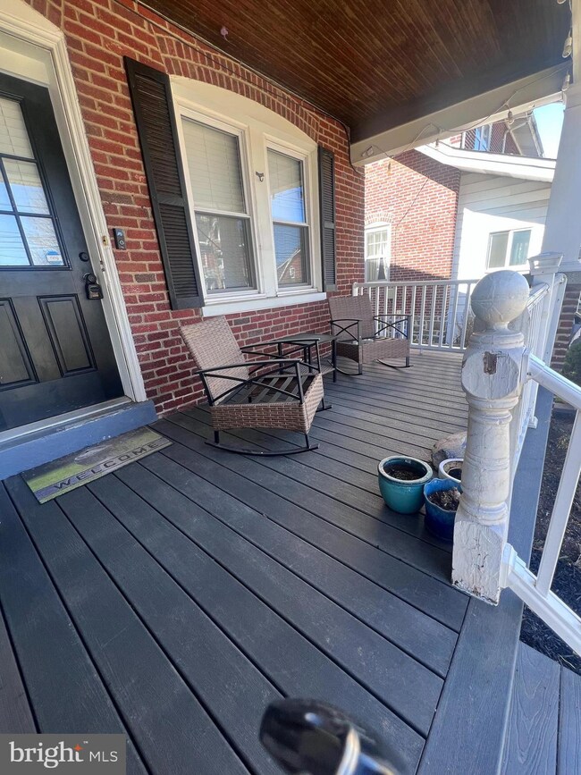 714 W 3rd St, Lansdale, PA 19446 - photo 3