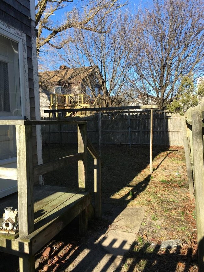 11 Conwell St, Provincetown, MA 02657 - photo 3