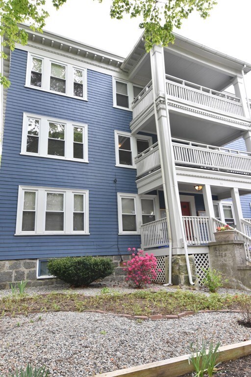 89 Lyndhurst St unit 3, Dorchester Center, MA 02124 - photo 3