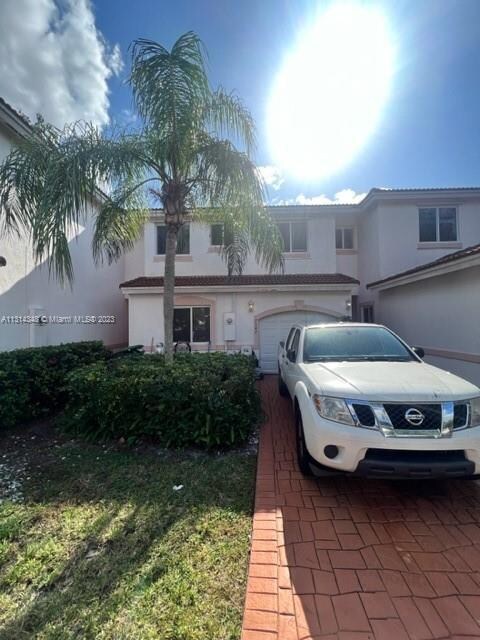 7647 Tamarac Island Cir, Tamarac, FL 33321 - photo 2