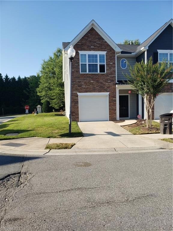 2495 Hartfield CircleCorner Unit