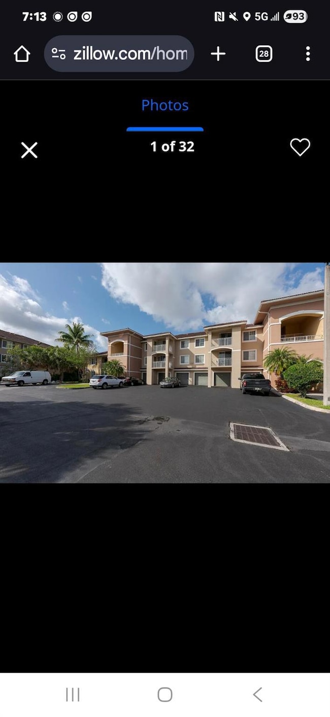 6556 Emerald Dunes Dr unit 207, West Palm Beach, FL 33411 - photo 2