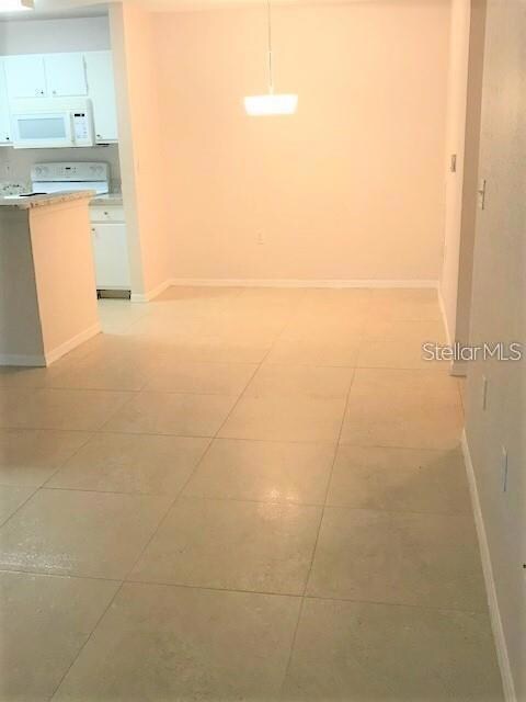 8933 Manor Loop unit 107, Lakewood Ranch, FL 34202 - photo 6