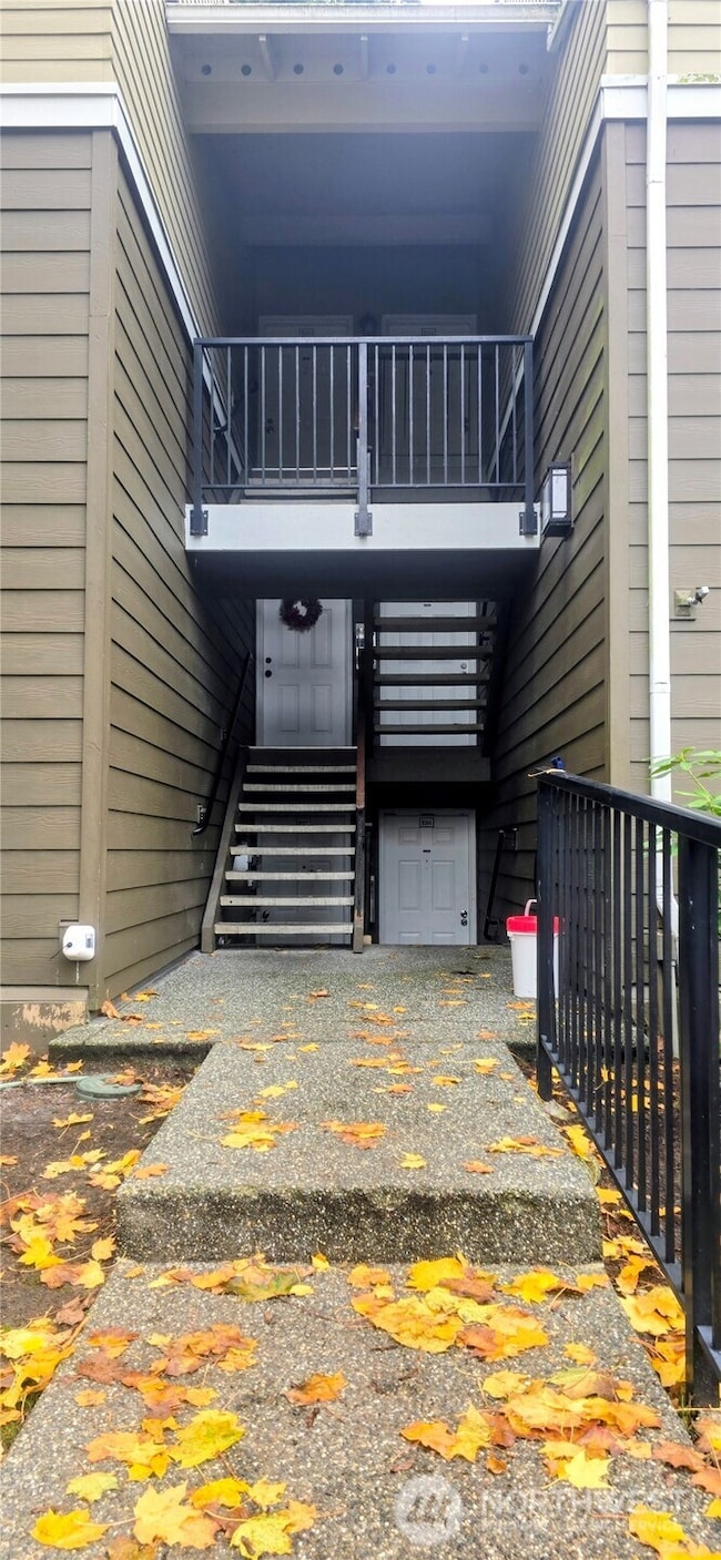 820 Cady Rd unit H304, Everett, WA 98203 - photo 2