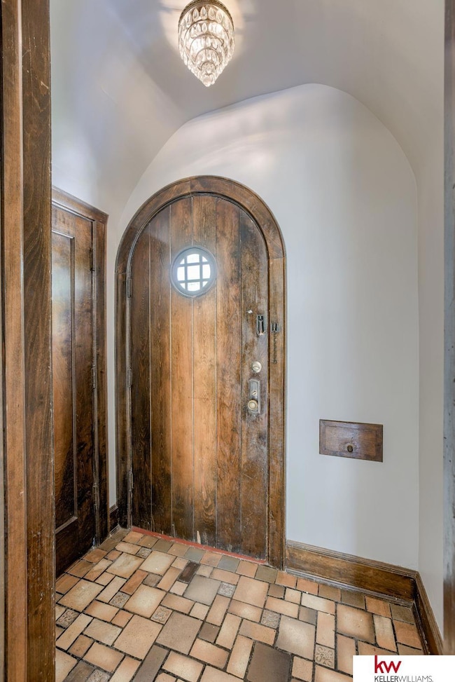 4541 Shirley St, Omaha, NE 68106 - photo 3