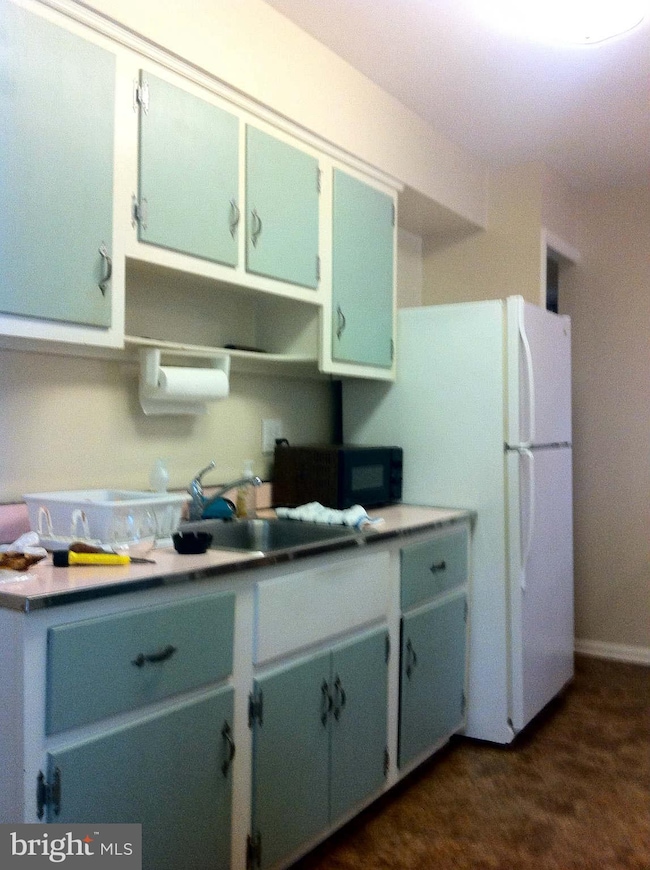 214 Stonewall Rd, Catonsville, MD 21228 - photo 7