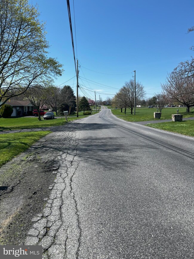 2359 Yost Rd, Bath, PA 18014 - photo 3