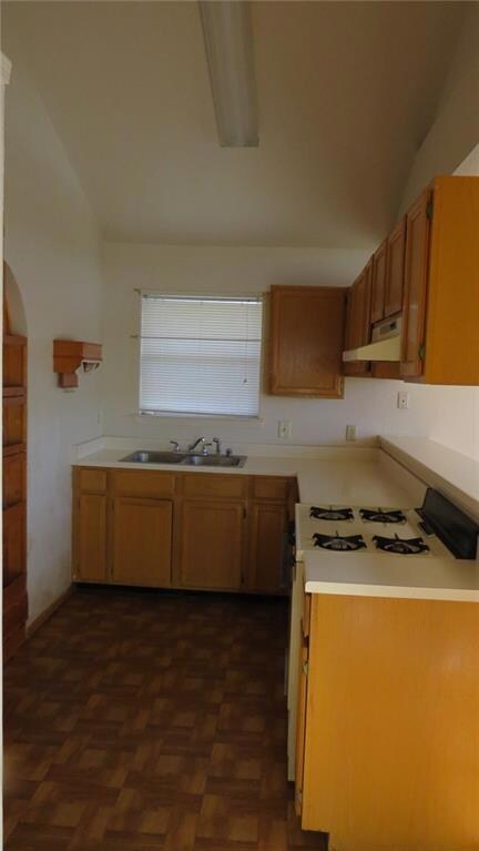 320 Pete La Rue Cir, Horizon City, TX 79928 - photo 7