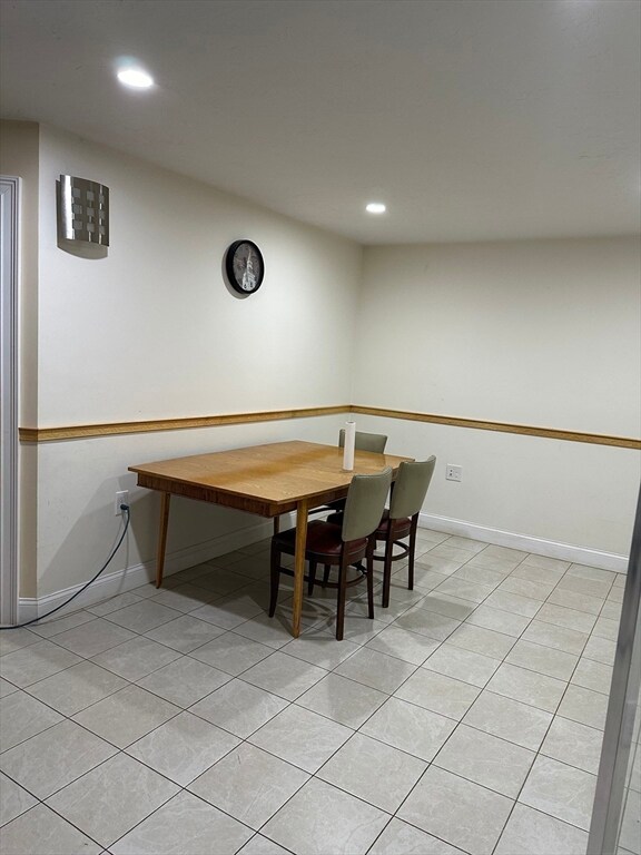 49 Oldfields Rd unit B, Dorchester, MA 02121 - photo 3