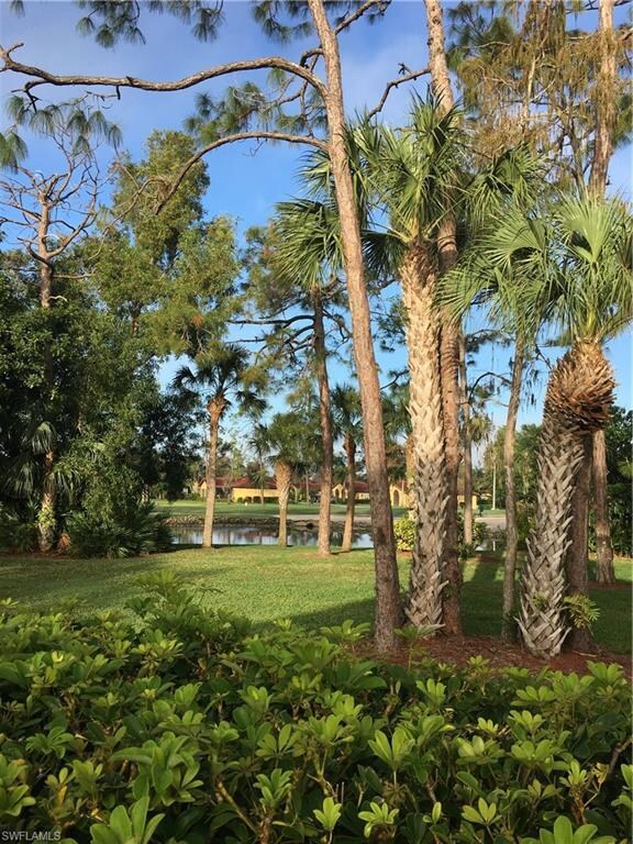 441 Quail Forest Blvd unit 407, Naples, FL 34105 - photo 3