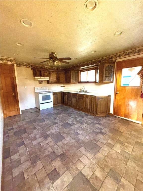 213 Stone Church Rd, Brownsville, PA 15417 - photo 5