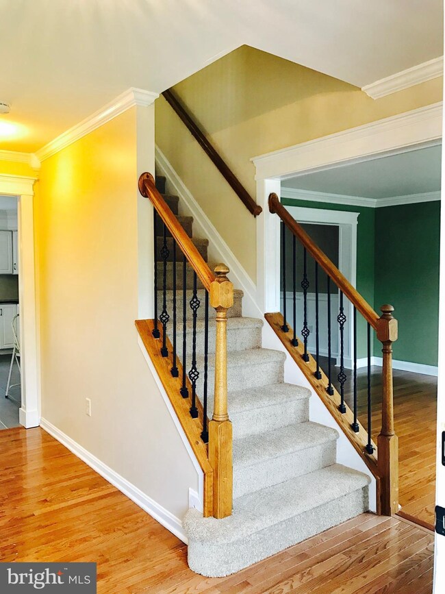 9529 Fox Farm Rd, Nottingham, MD 21236 - photo 2