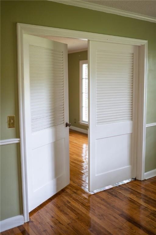 Doors between dining and living room