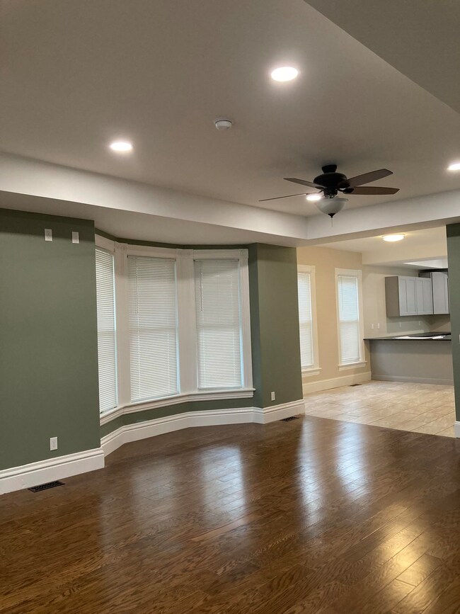 65 Thorndike St unit 6 1/2, Concord, NH 03301 - photo 5