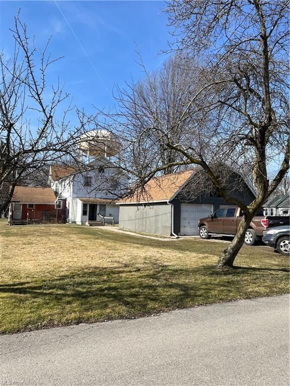Back including garage