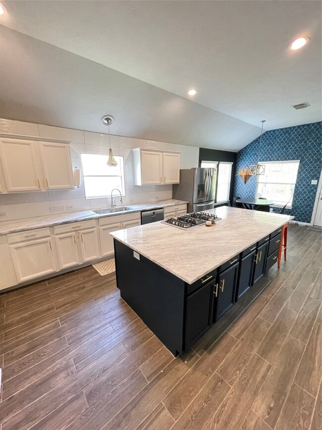 3003 Silverwood Park Ln, Spring, TX 77386 - photo 4