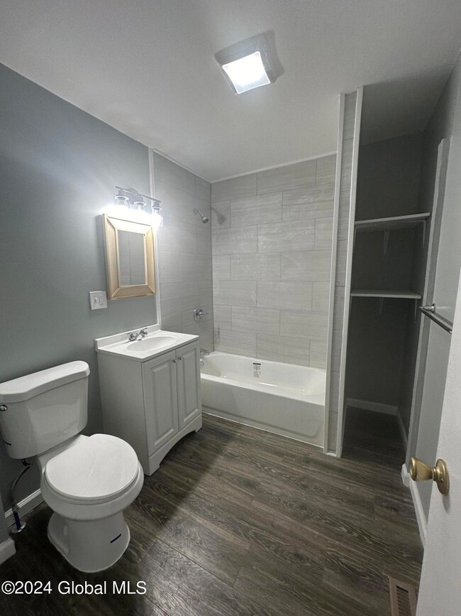 1009 Davis Terrace, Schenectady, NY 12303 - photo 7