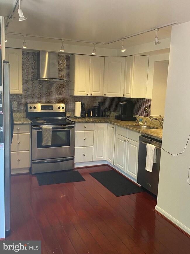 3624 Van Horn Way, Burtonsville, MD 20866 - photo 3