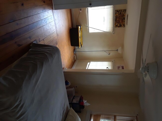 24 Jasper St,BR 2