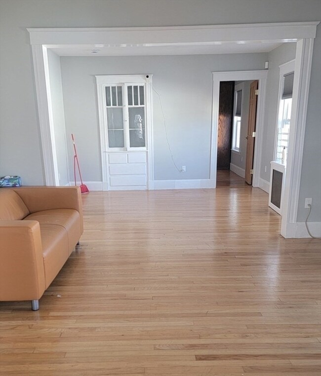 67 Dysart St unit 2, Quincy, MA 02169 - photo 2