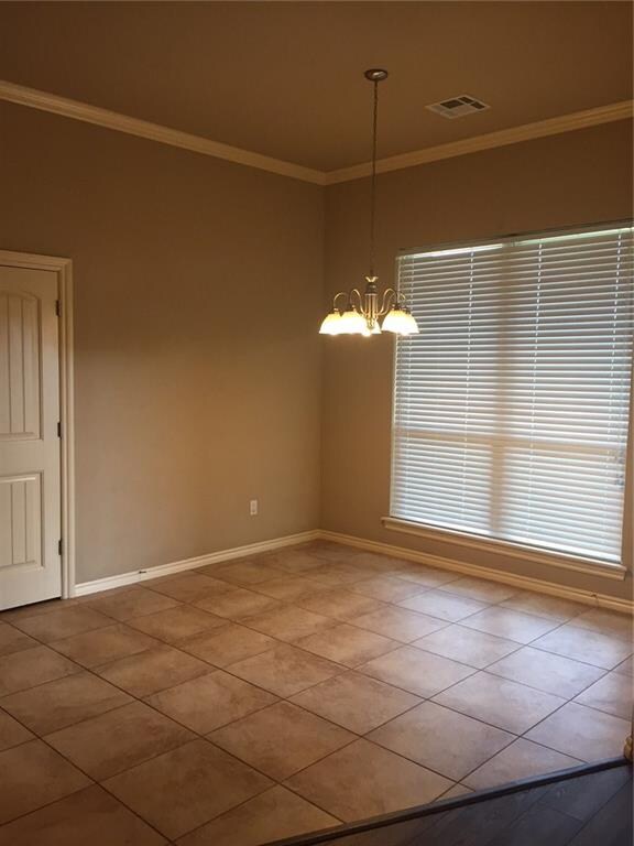 2404 SE 10th Place, Moore, OK 73160 - photo 7