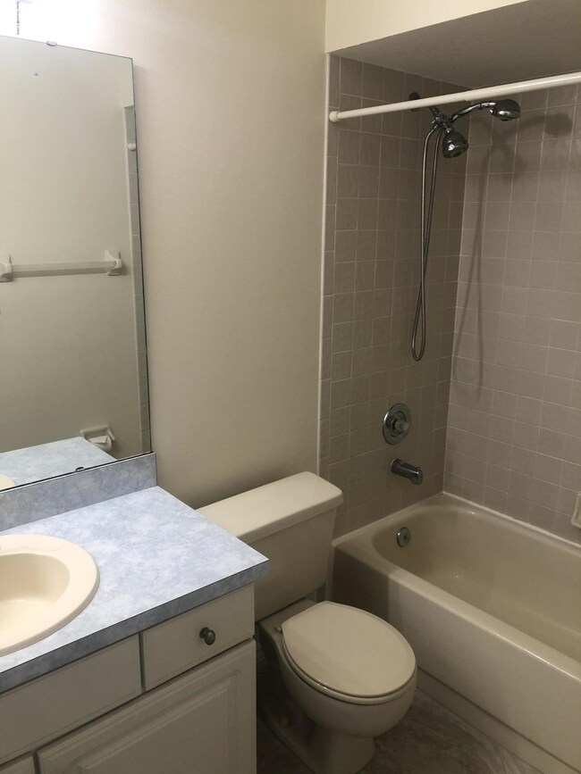 2570 St Anthonys (5)