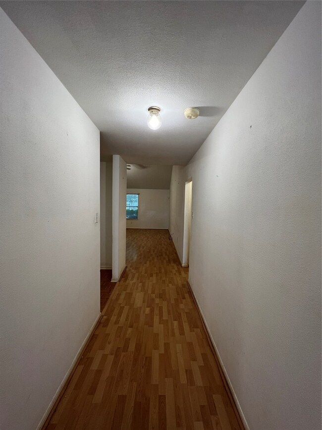 1506 Ruellen Ln, Houston, TX 77038 - photo 4