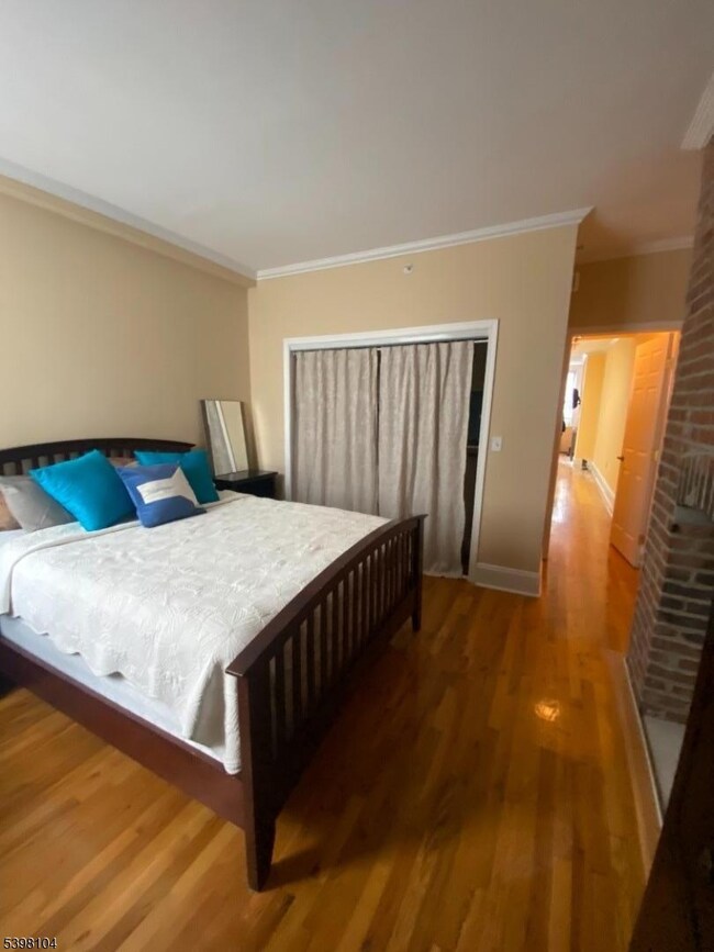 208 Washington St unit 2A, Jersey City, NJ 07302 - photo 5