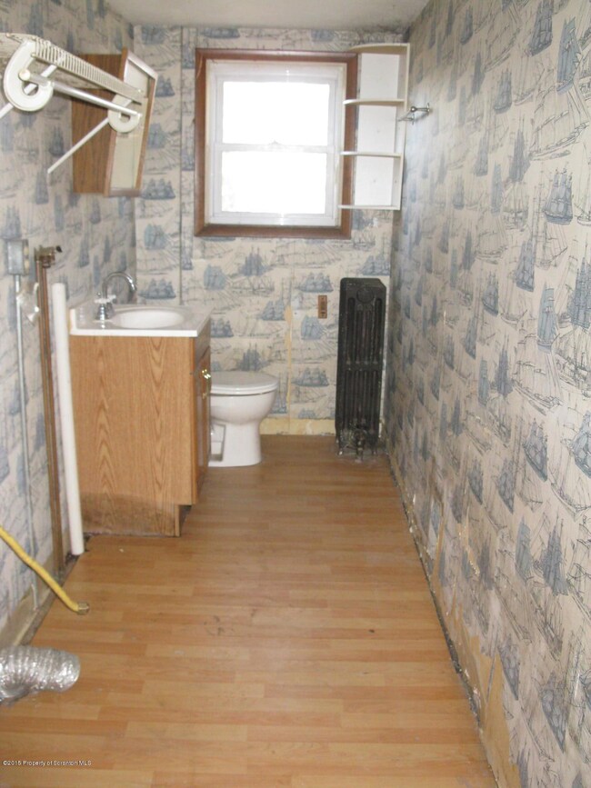 1016 S Webster Ave, Scranton, PA 18505 - photo 3