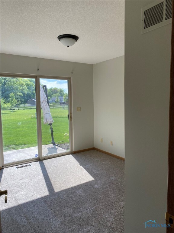 3328 Gleneagle Dr, Findlay, OH 45840 - photo 6