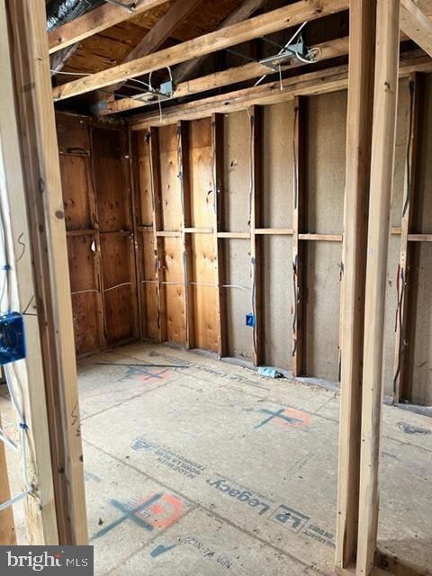 1010 Foxridge Ln, Essex, MD 21221 - photo 7