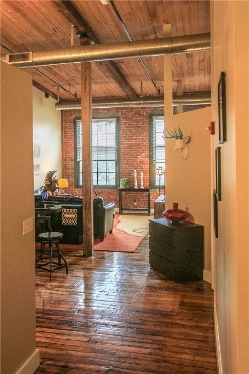 Looking into the apartment from the entrance hall.