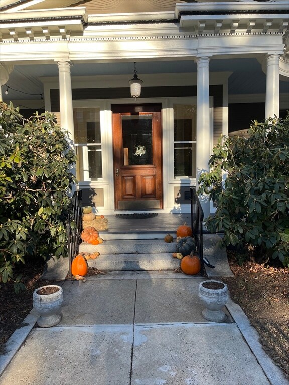 11 Revere St unit 6, Boston, MA 02114 - photo 2