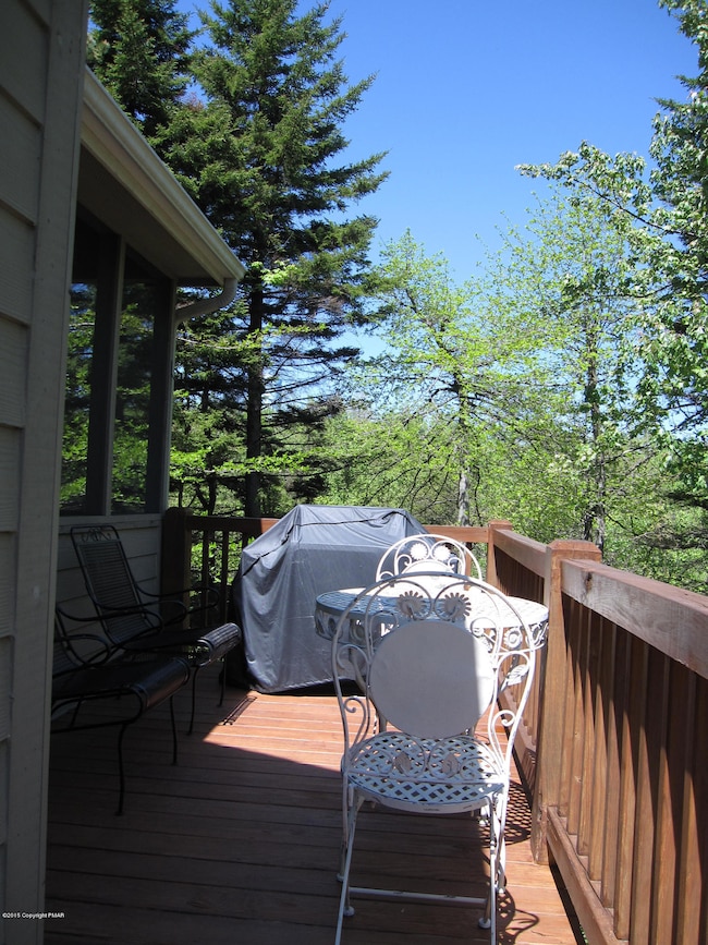 128 Conifer Ln, Pocono Pines, PA 18350 - photo 5