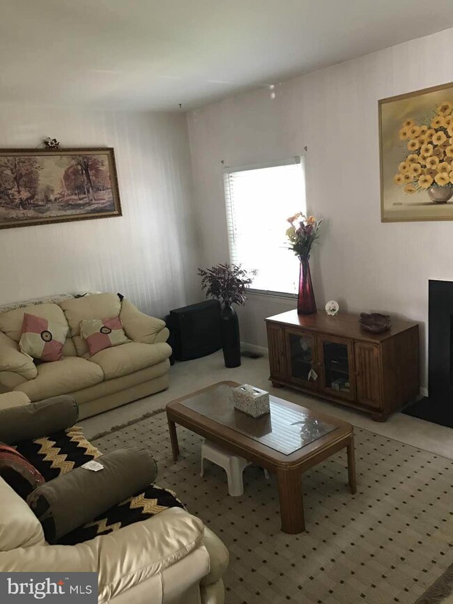 3012 Winter Pine Ct, Fairfax, VA 22031 - photo 6