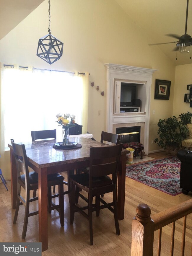 3844 Eaves Ln, Bowie, MD 20716 - photo 3