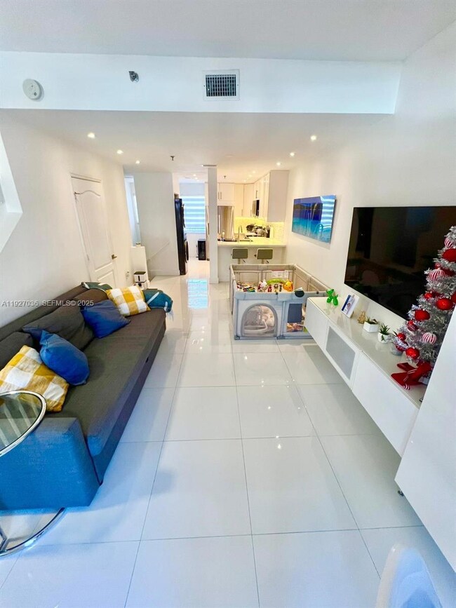 925 NW 82nd Ave unit 217A, Miami, FL 33126 - photo 6