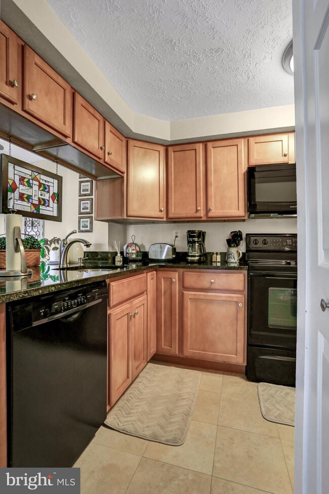 823 Stratford Way unit F, Frederick, MD 21701 - photo 6