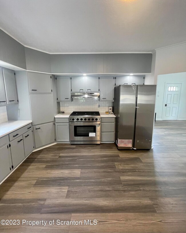 191 Main St, Moosic, PA 18507 - photo 7