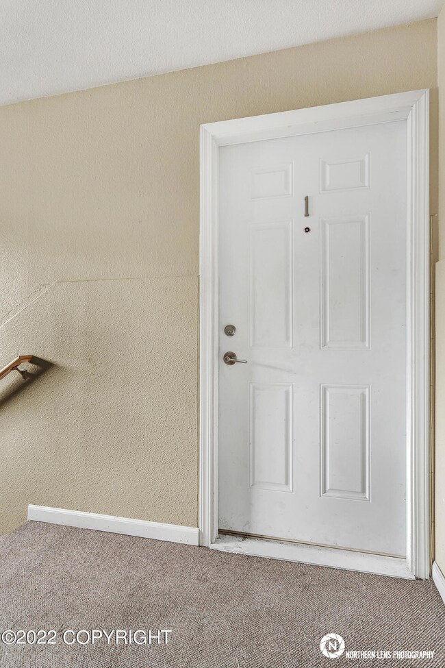 6_EntranceUnitExterior