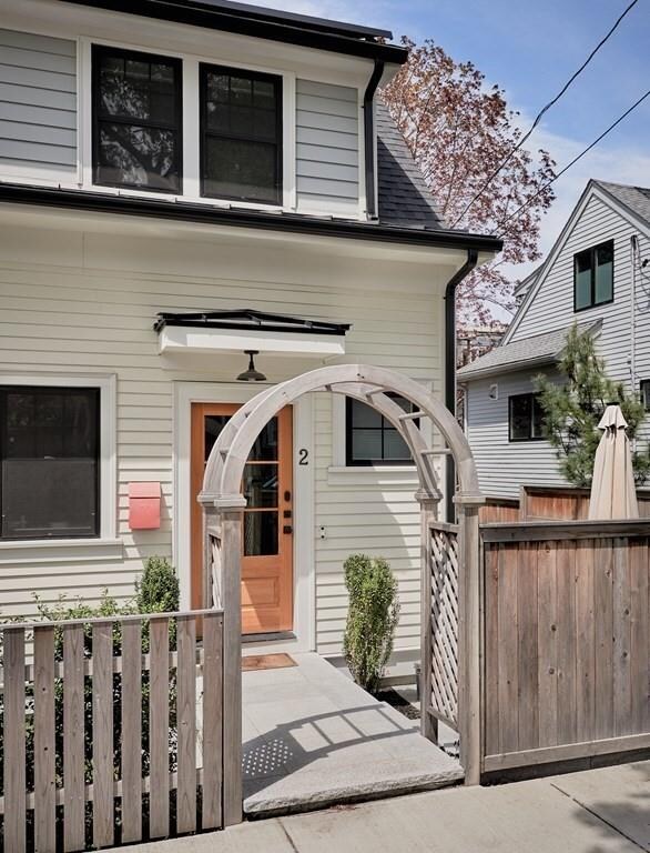 2 Chetwynd Rd unit 1, Cambridge, MA 02140 - photo 2