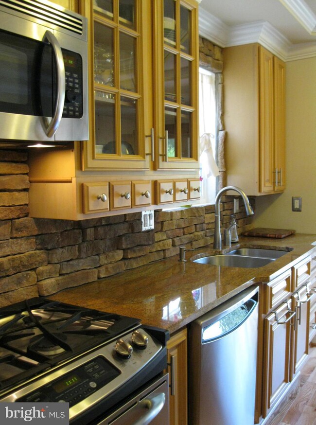 12 Ferndale Rd, Glen Burnie, MD 21061 - photo 5