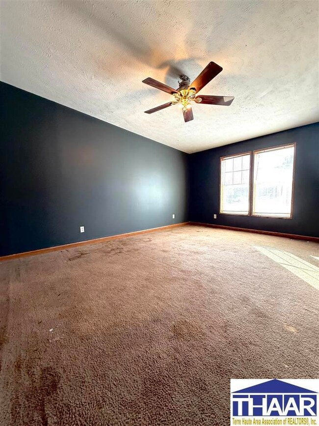 415 S 14th St, Terre Haute, IN 47807 - photo 2