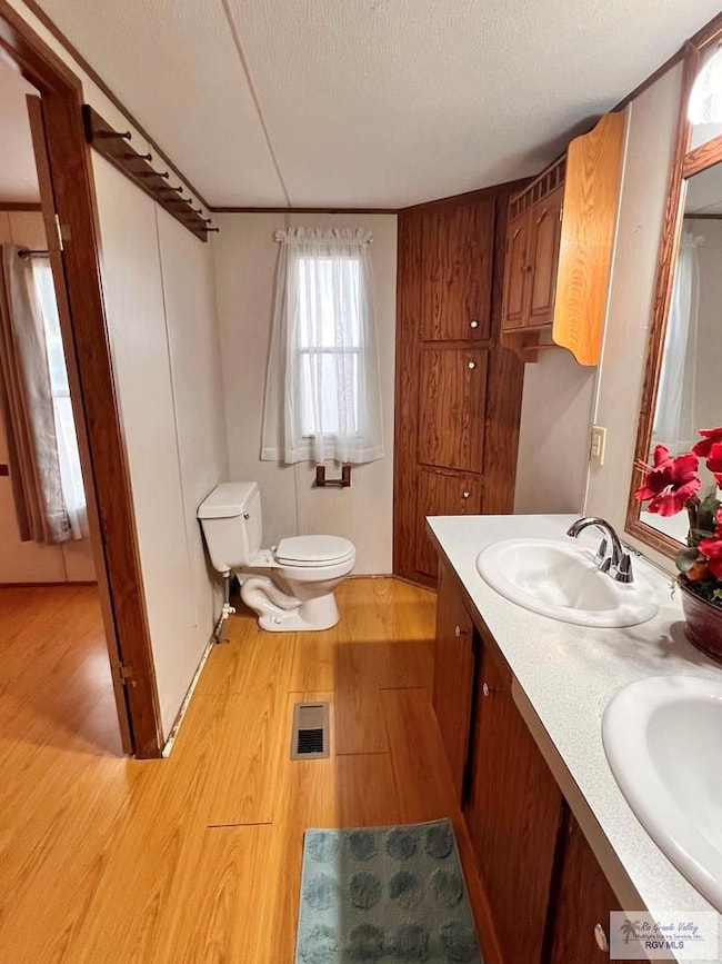 27461 Minnesota Dr, Harlingen, TX 78552 - photo 6