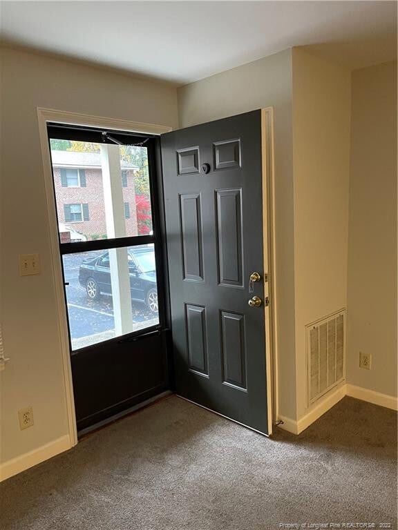 230 Pinecrest Dr unit C, Fayetteville, NC 28305 - photo 4